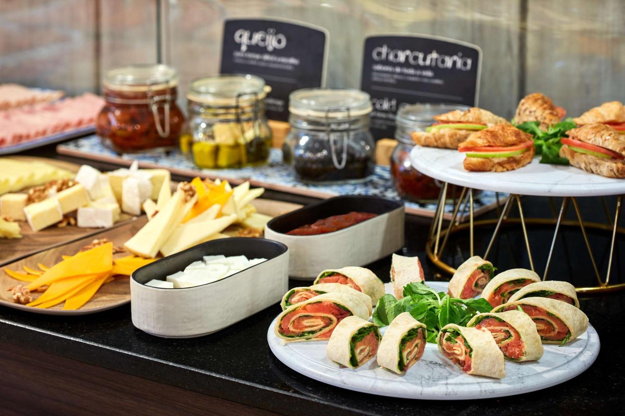Nh 리스보아 캄포 그란데 호텔 리스본 외부 사진